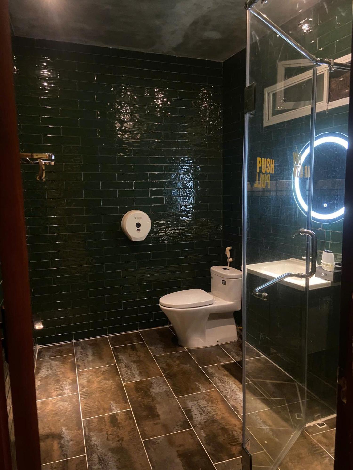 E Village Hotel Ханой Екстер'єр фото